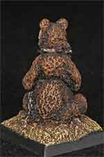 IMG_9690-01.htm linked image size (33178 bytes).
